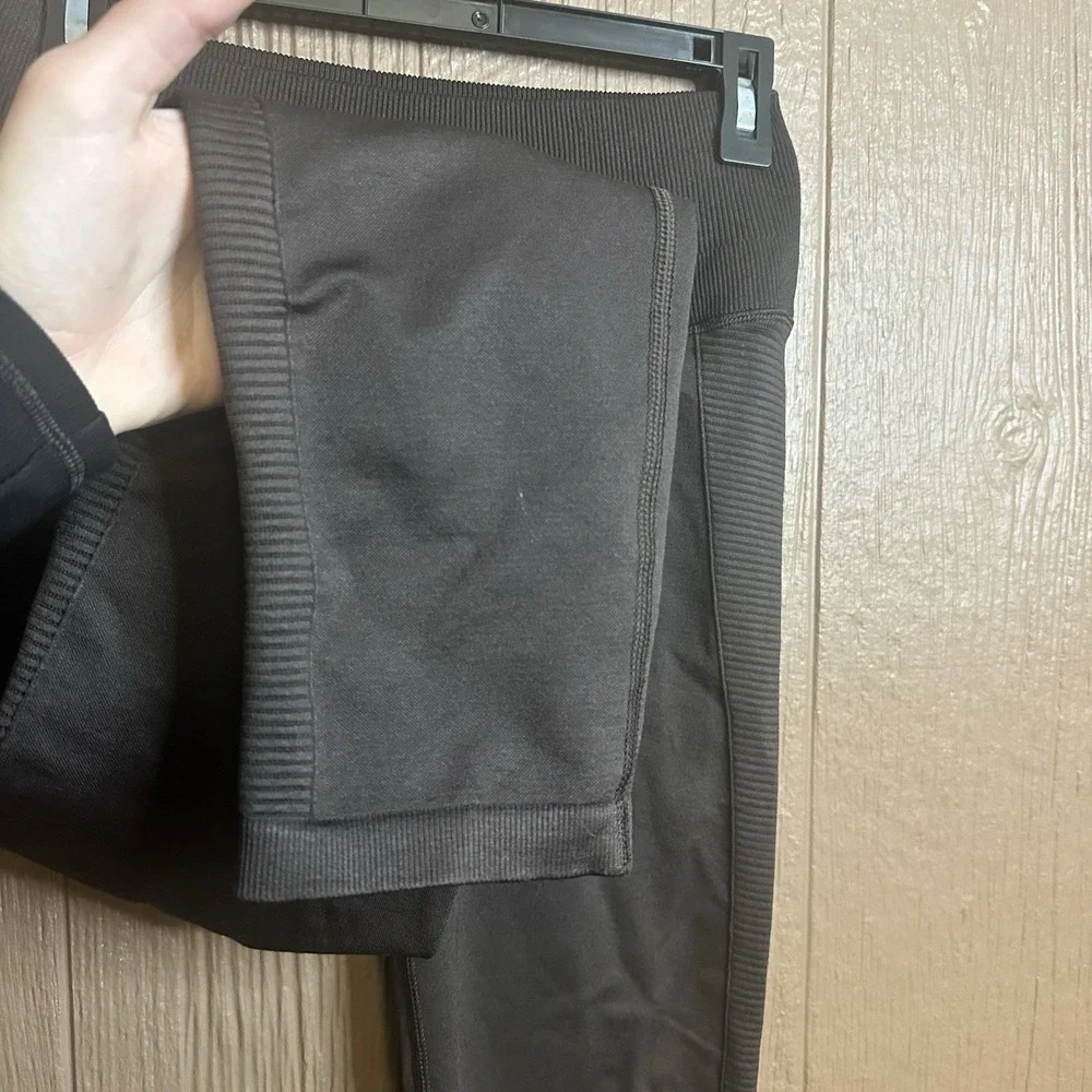 Offline By Aerie Brown Compression Leggings Sz L Ribbed Athletic Gym Loungewear - Picture 3 of 6